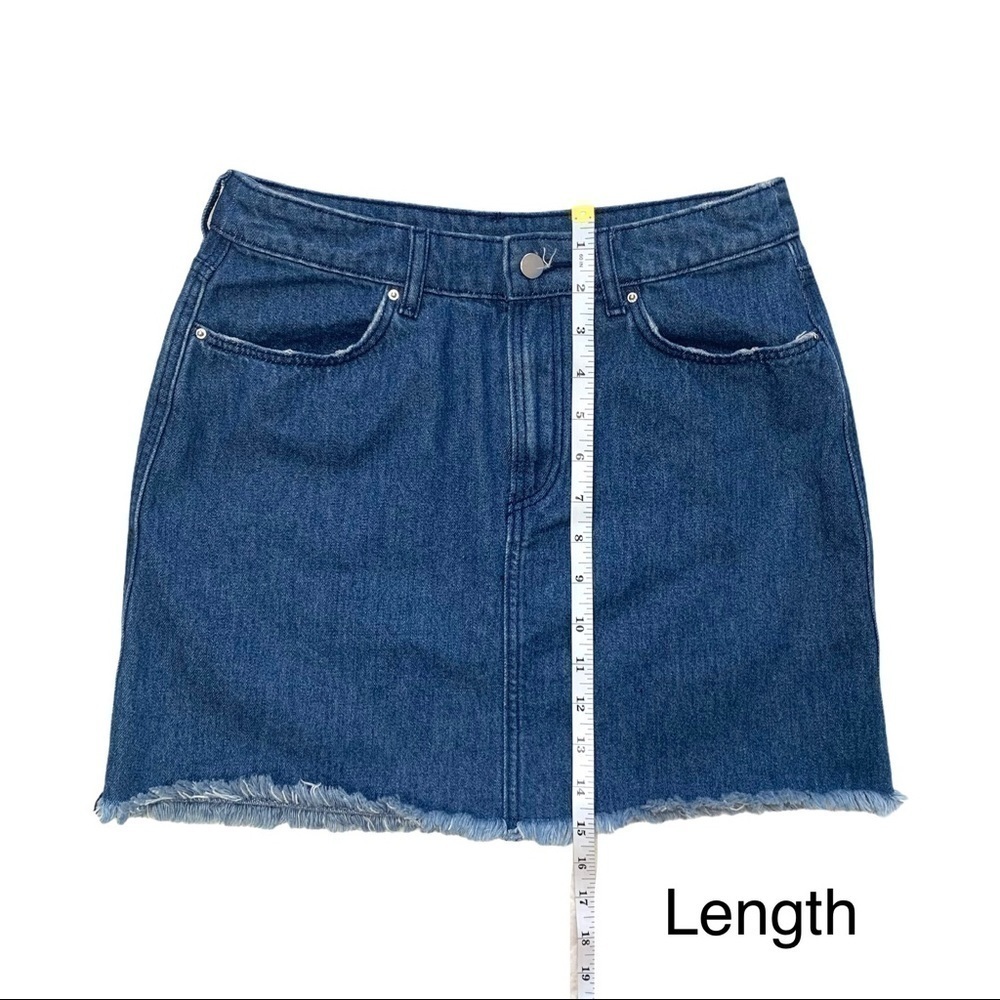 H&M Y2K fringe Raw Hem Cut off Denim Mini Skirt Size 6 - Picture 11 of 13